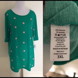Lularoe GiGi top size 3x new. polka dots